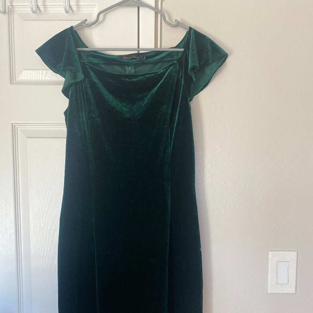 Green Velvet Cocktail Dress